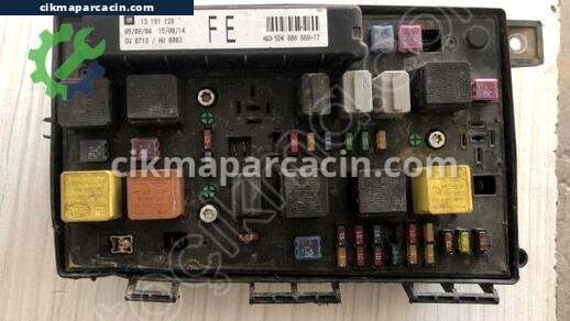 Opel Astra Sigorta Kutusu çıkma parça