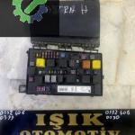 OPEL ASTRA H SİGORTA KUTUSU TABLASI ÇIKMA ORJİNAL 13145043