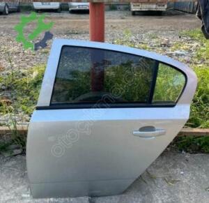 Opel astra h sol arka kapı orijinal temiz