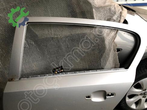 Opel Astra Sol Arka Kapı çıkma parça