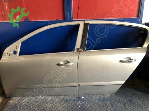 Opel Astra Sol Arka Kapı çıkma parça