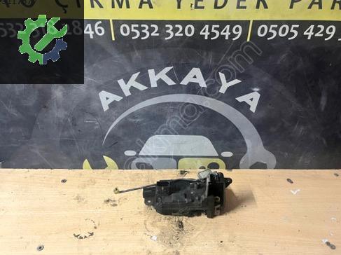 Opel Astra Sol Ön Kapı Kilidi çıkma parça