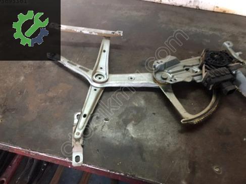 Opel Astra Sol Ön Kapı 93178695 çıkma parça