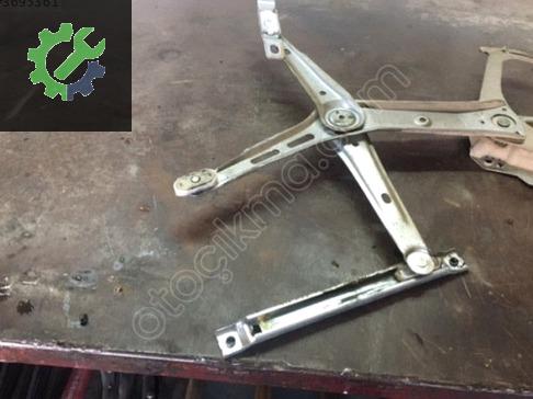 Opel Astra Sol Ön Kapı 93178695 çıkma parça