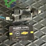 Merkezi Kilit Motoru Opel Astra 2025 – 2025 Çıkma 13125619