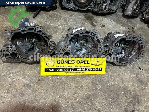 Opel Astra Şanzıman Komple çıkma parça