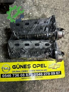 Opel Astra Silindir Kapağı 55562229 çıkma parça