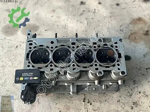 Opel Astra Silindir Kapağı çıkma parça