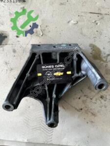 Motor Takozu & Kulağı Opel Astra 2023 - 2023 Çıkma 13248477