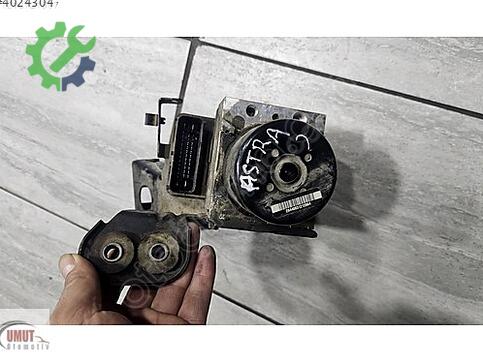 Opel Astra ABS Beyni (Modül) 39061715 çıkma parça