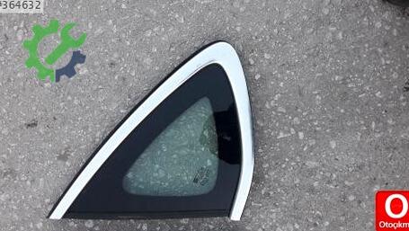 Opel Astra Kelebek Camı çıkma parça