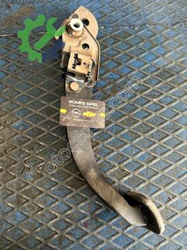Opel Astra Pedal çıkma parça