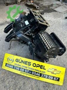 Opel Astra Kalorifer Kutusu Çıkma – 39108355