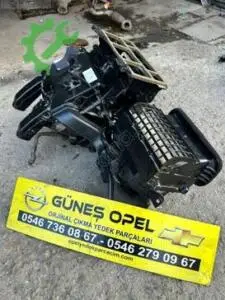 Opel Astra 2025 - 2025 Kalorifer Kutusu Çıkma - 39108355