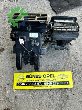 Opel Astra Kalorifer Kutusu 39108355 çıkma parça
