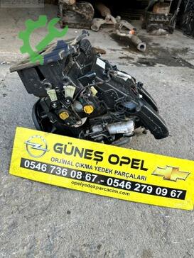 Opel Astra Kalorifer Kutusu 39108355 çıkma parça