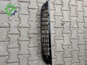 Opel Astra j kasa ön tampon ızgarası 2009 2012 arası