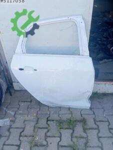 Opel Astra j kasa sağ arka kapı 2009 2017 arası