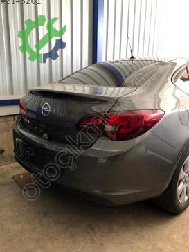 Opel Astra Komple Arka çıkma parça