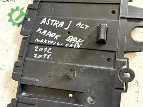 Opel Astra Ön Tampon 13368661 çıkma parça