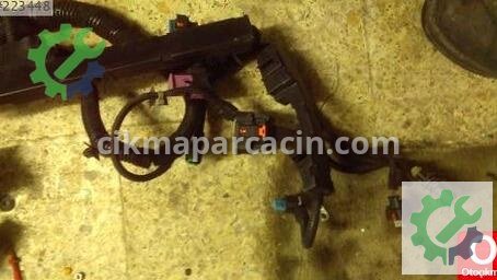 Opel Astra Elektrik Tesisatı 13345796 çıkma parça