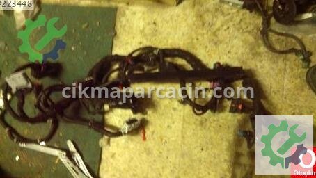 Opel Astra Elektrik Tesisatı 13345796 çıkma parça