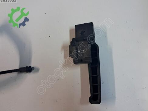 Opel Astra Kaput Açma Kolu çıkma parça