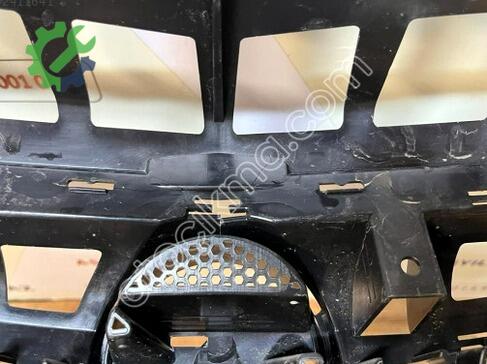 Opel Astra Ön Panjur 13266577 çıkma parça