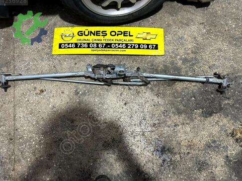 Opel Astra Silecek Mekanizması 13262434 çıkma parça