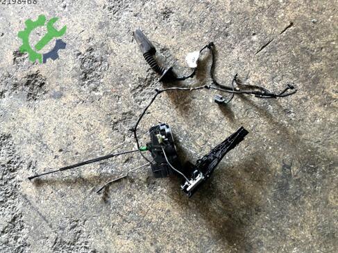 Opel Astra Kapı Kilidi 3023880 çıkma parça