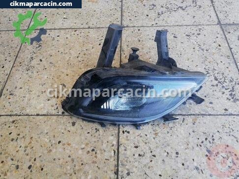 Opel Astra Sağ Sis Farı çıkma parça