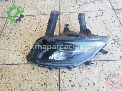 Opel Astra Sağ Sis Farı çıkma parça