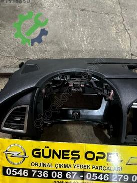 Opel Astra Torpido çıkma parça