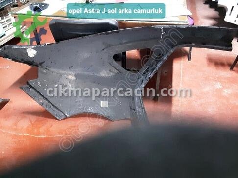 Opel Astra Sol Arka Çamurluk çıkma parça