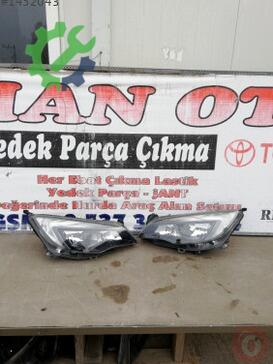 Opel Astra Sağ Ön Far çıkma parça