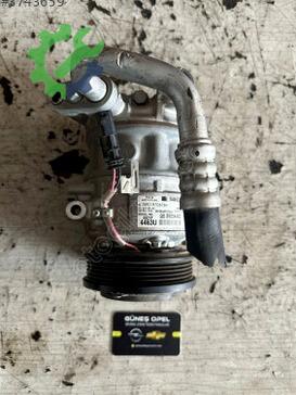Opel Astra Klima Kompresörü 39034463 çıkma parça