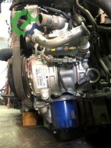 Opel Astra Orijinal Çıkma Klima Kompresörü 39034463