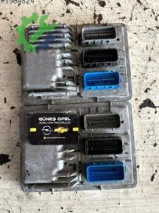 Opel Astra Motor Beyni 12683660 Çıkma