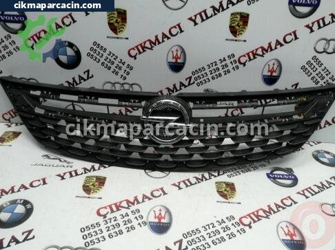 Opel Astra Ön Panjur çıkma parça