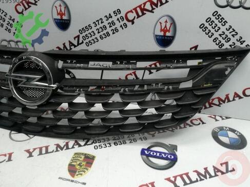 Opel Astra Ön Panjur çıkma parça