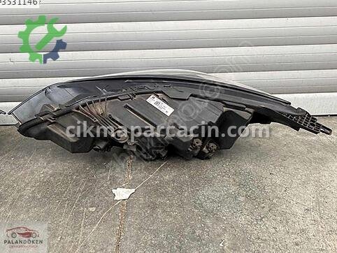 Opel Astra Sağ Ön Far çıkma parça