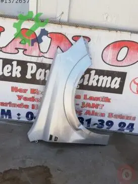 Opel Astra Sağ Ön Çamurluk çıkma parça