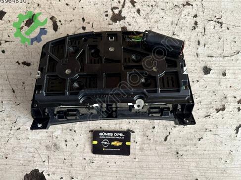 Opel Astra Gösterge 13282344 çıkma parça