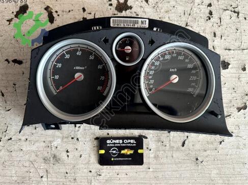 Opel Astra Gösterge çıkma parça