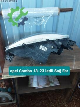 Opel Combo Sağ Ön Far 13-23 çıkma parça