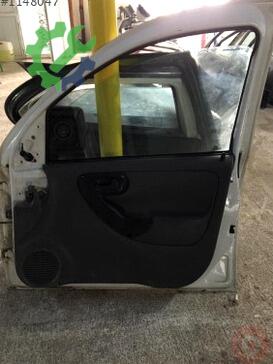Opel Combo Sağ Ön Kapı çıkma parça
