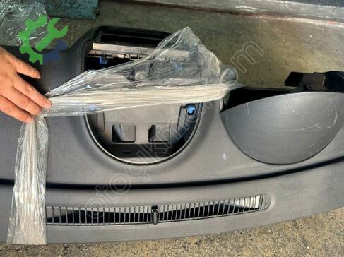 Opel Combo Torpido çıkma parça