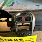 Opel Combo Torpido Çıkma