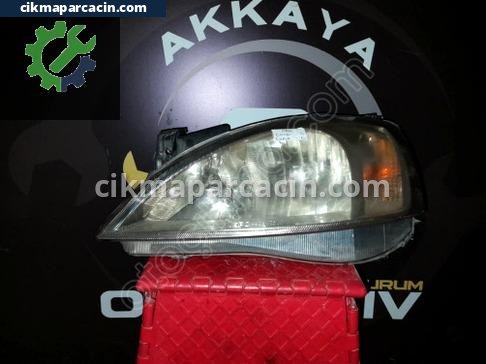 Opel Combo Sol Ön Far çıkma parça