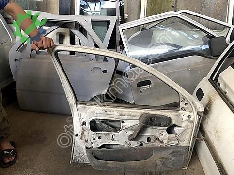 Opel Combo Sol Ön Kapı çıkma parça
